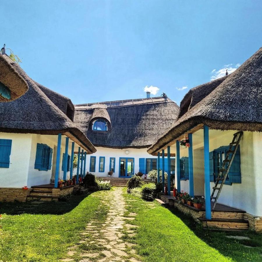 מוריגיול 5 Chirpici - Small Traditional Resort מראה חיצוני תמונה