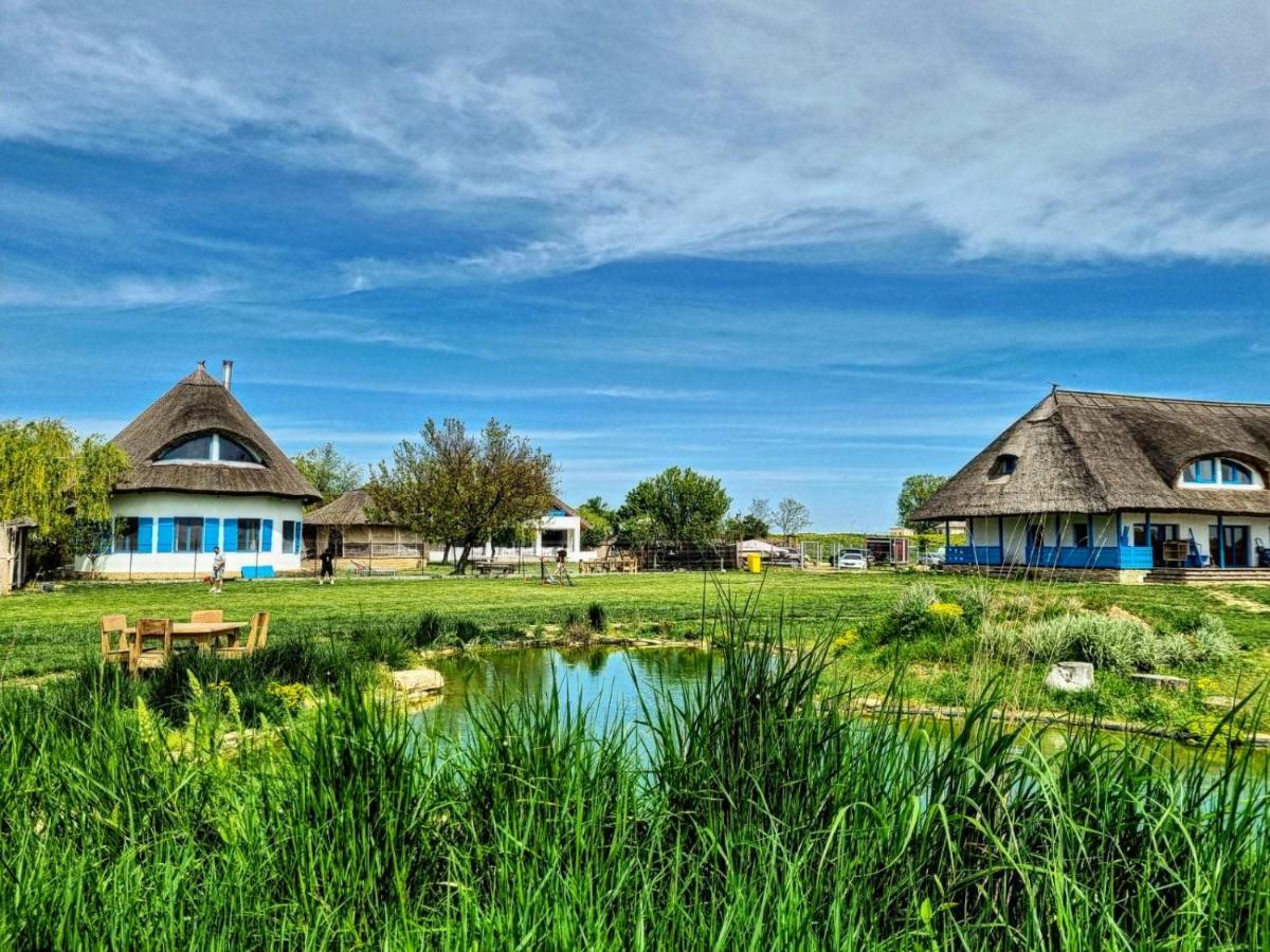 מוריגיול 5 Chirpici - Small Traditional Resort מראה חיצוני תמונה